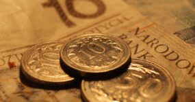 Informacje podstawowe o remarketingu i zarządzaniu wydatkami kampanii Google Ads