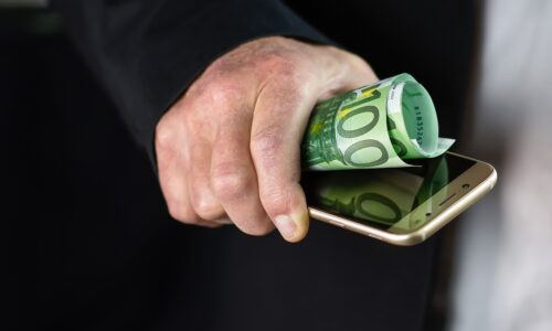 Czy konkurencja może zniszczyć Twoją kampanię Google Ads przez click fraud?