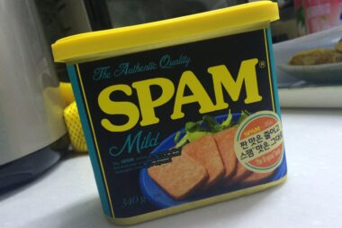 Czym jest spam? Poznaj rodzaje i metody obrony