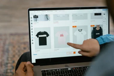 Pozycjonowanie i reklamowanie sklepu odzieżowego w Internecie