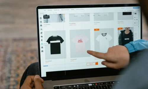 Pozycjonowanie i reklamowanie sklepu odzieżowego w Internecie